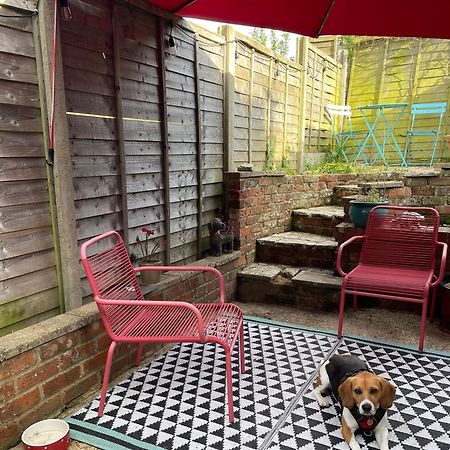 Cosy 2 Bedroom Victorian Cottage, Newport, Isle Of Wight نيوبورت المظهر الخارجي الصورة